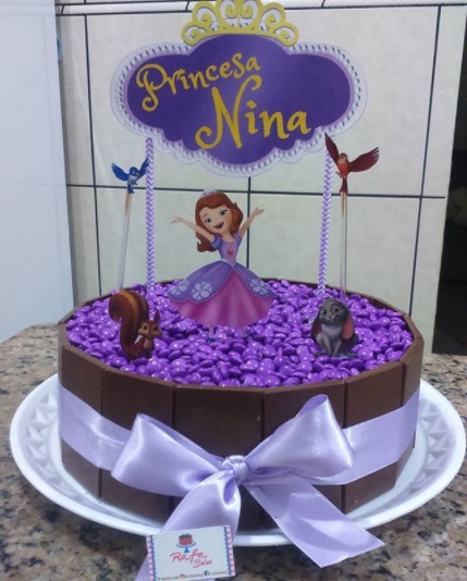 Bolo de Aniversário da Princesa Sofia - Delícias da Zana