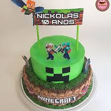 Bolo de andar Minecraft Feito por @docelioficial  Bolo minecraft, Bolos de  andares, Festa de aniversário minecraft