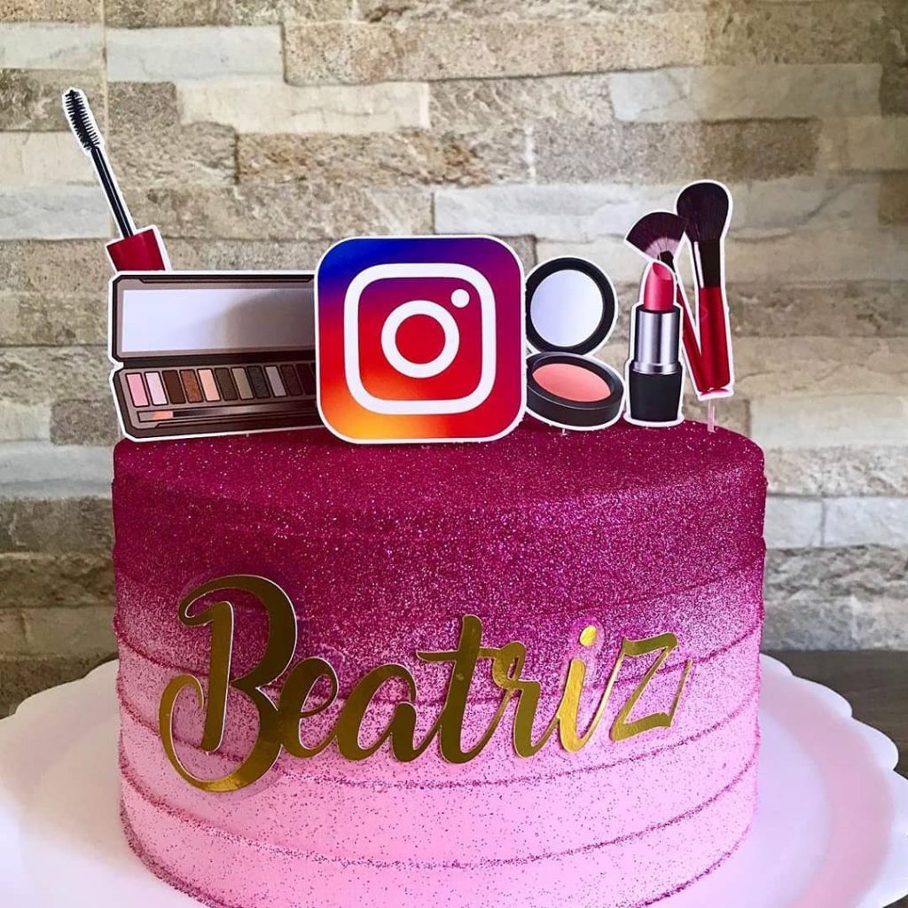 bolo de aniversário tema instagram